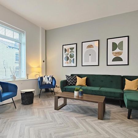 Stott House - Bright Spacious Townhouse 15 Minutes To Central Manchester With Free Parking别墅 外观 照片