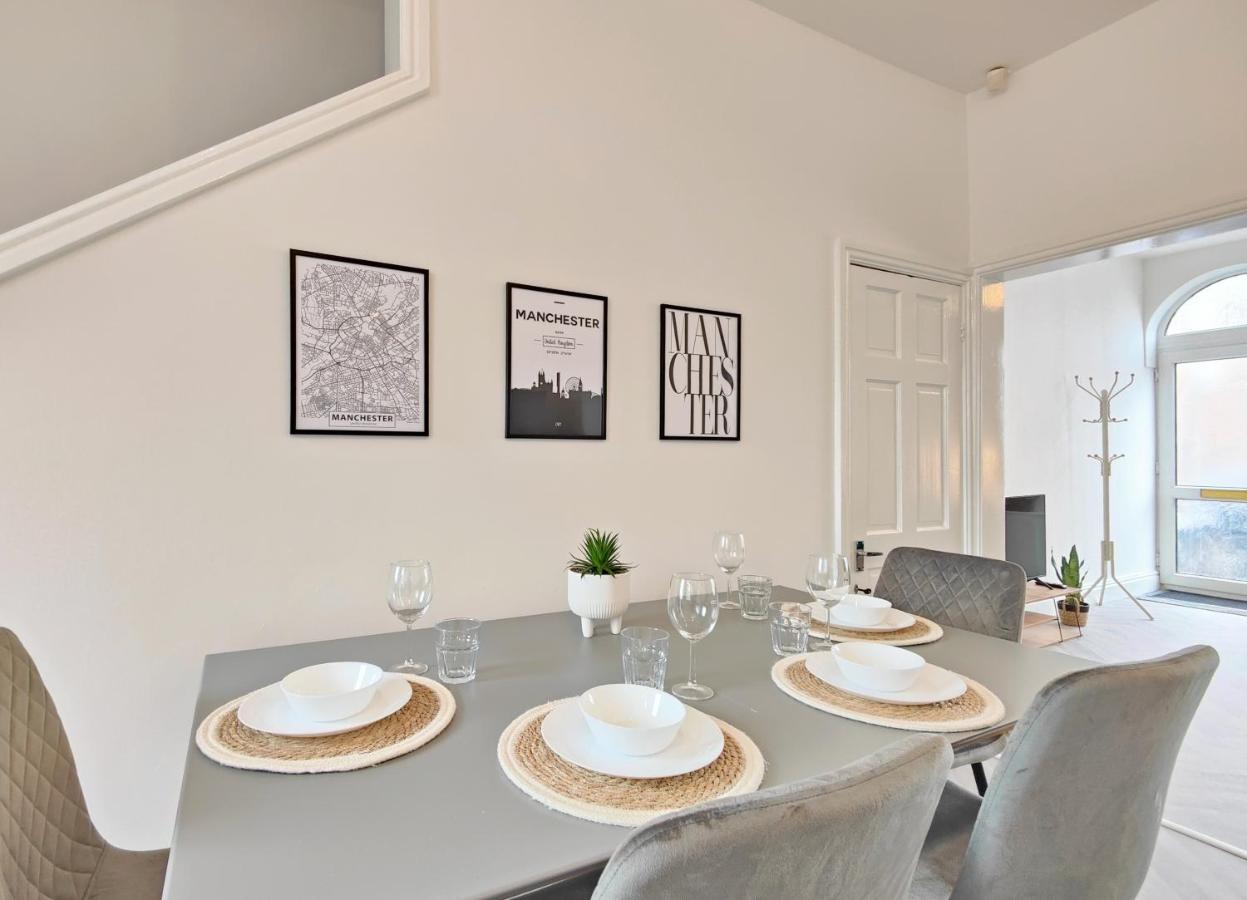 Stott House - Bright Spacious Townhouse 15 Minutes To Central Manchester With Free Parking别墅 外观 照片