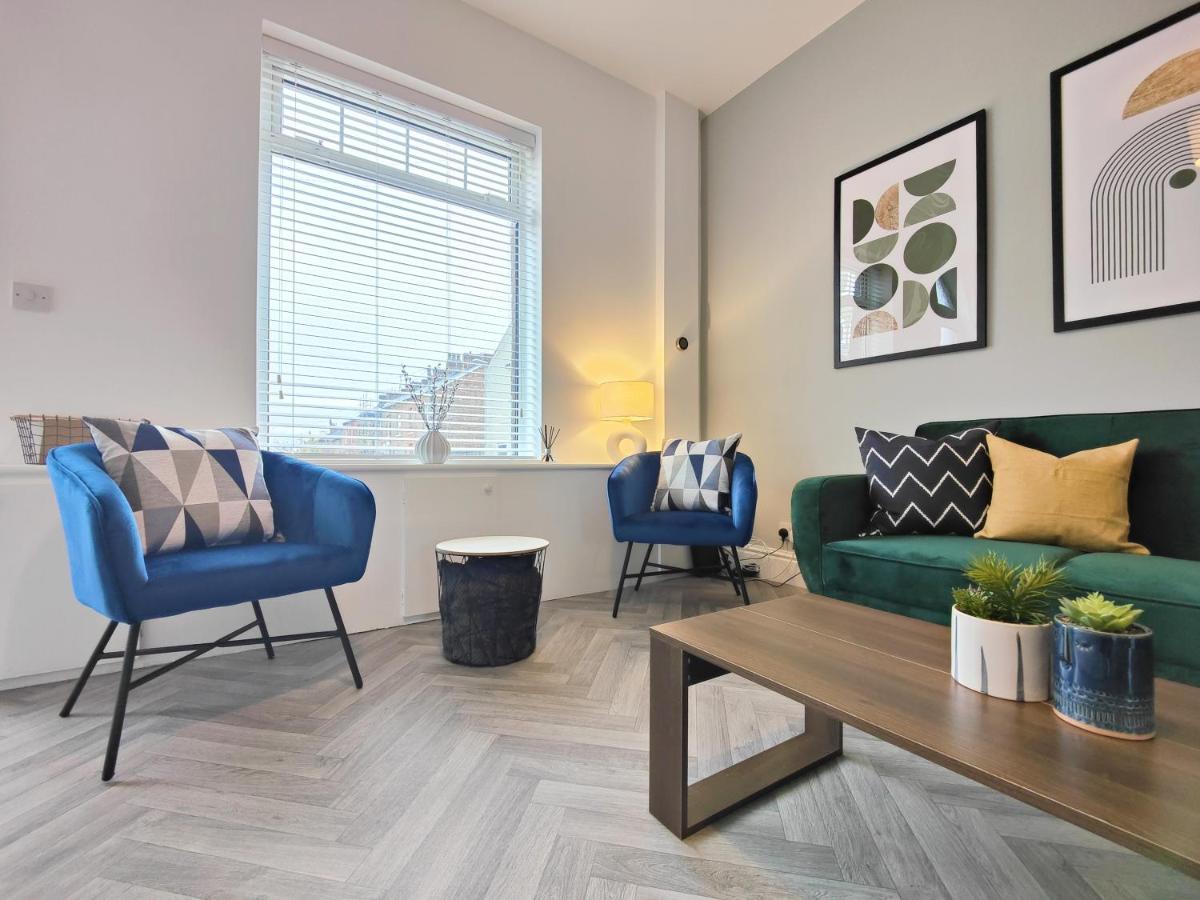 Stott House - Bright Spacious Townhouse 15 Minutes To Central Manchester With Free Parking别墅 外观 照片
