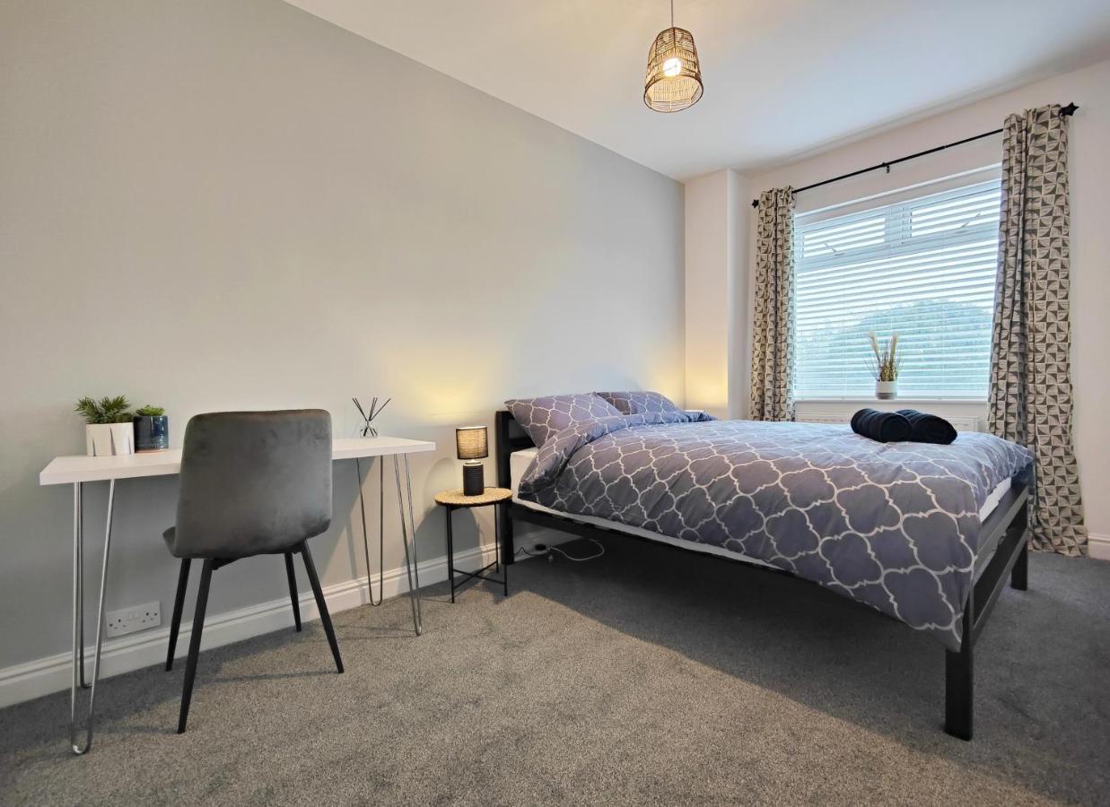 Stott House - Bright Spacious Townhouse 15 Minutes To Central Manchester With Free Parking别墅 外观 照片